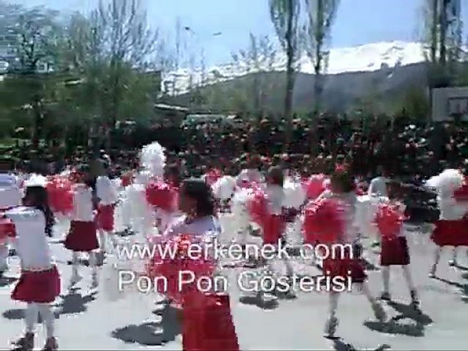 PON PON GÖSTERİSİ ERKENEK 23 NİSAN 2010