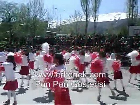 PON PON GÖSTERİSİ ERKENEK 23 NİSAN 2010