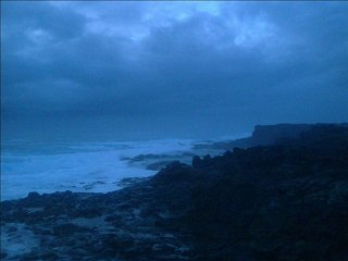 ANCIENT TALES - En los Grises Mares