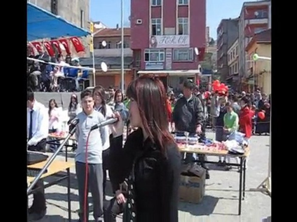 23 nisan  biz aşkı meleklerden  çaldık