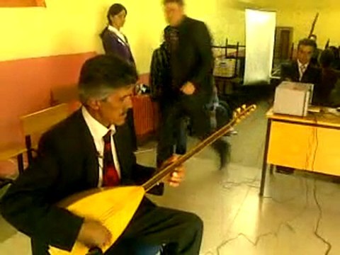 SÜLEYMAN TAŞKIN - AY BULUTA GİRMİŞ