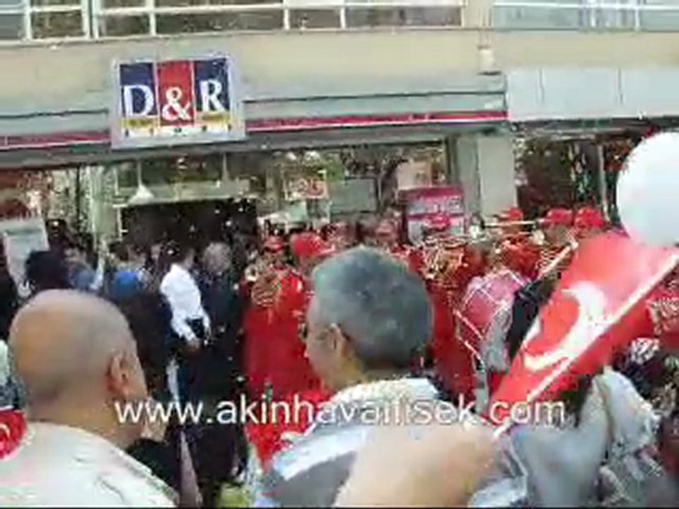 konfeti makinası,D&R 23 nisan şenliği
