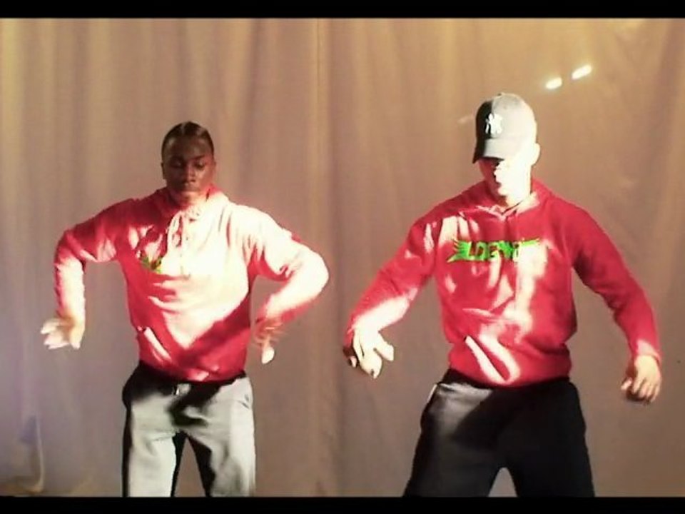 LOGOBI le concours de la danse du flow --> LYAS