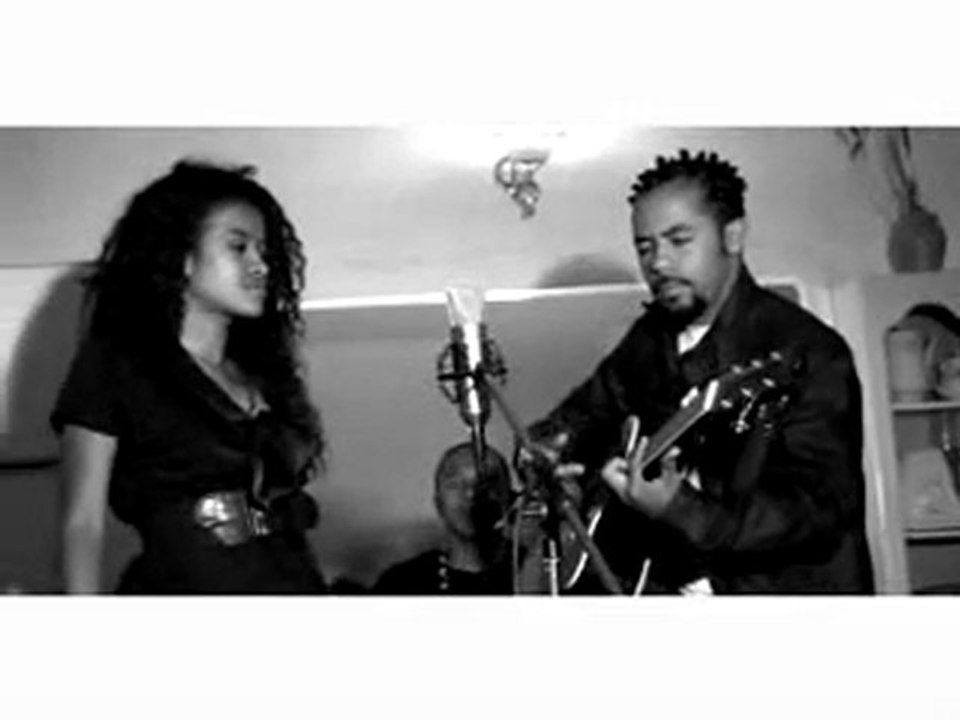 OMEGA - AMBARA ZAHO  -  Slow gasy