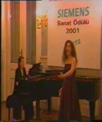 Aysegul Karkiner "Suor Angelica", "Senza mamma ..."