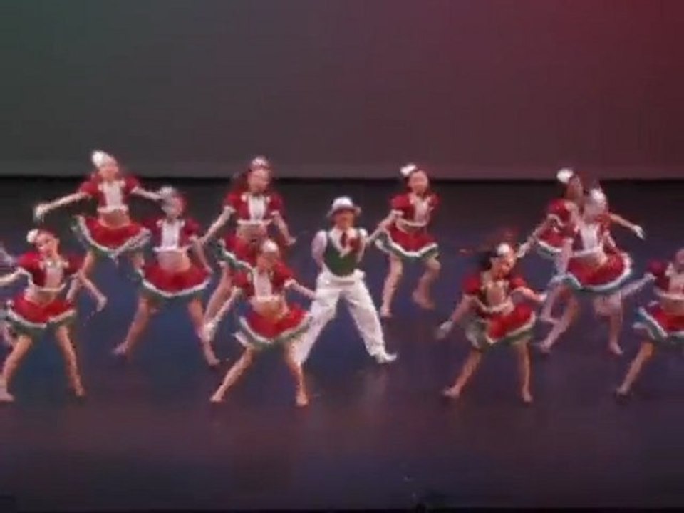Kids Competitive Dance Performance and Dance Lessons