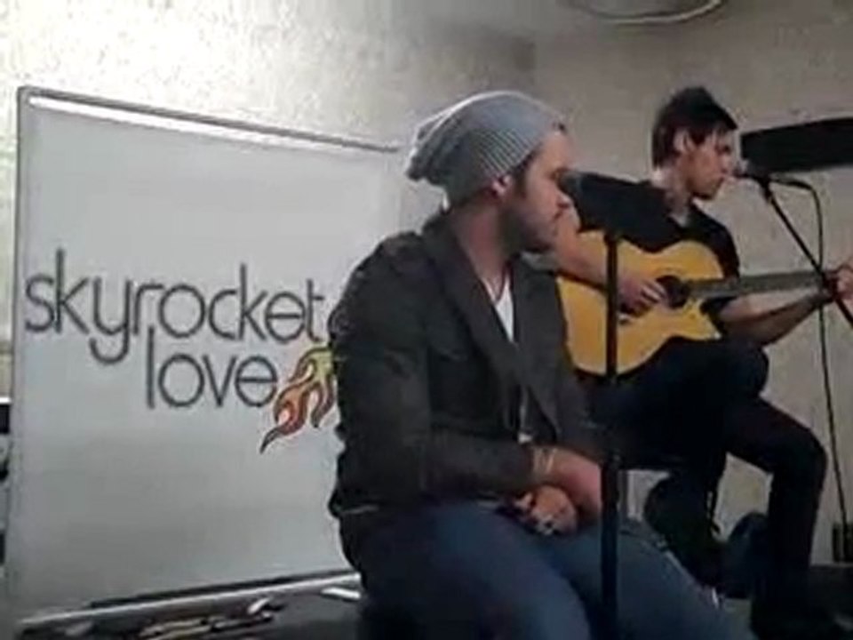 Skyrocket Love - Life Support