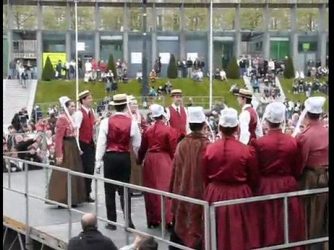 Le printemps des sonneurs 2010 - 3 - Un peu de danse