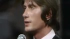 " il est 5 heures Paris s'éveille " par Jacques Dutronc.