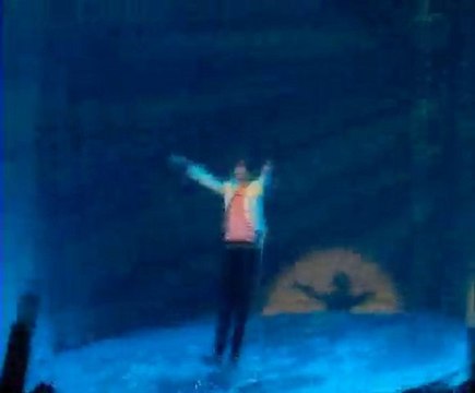 MIKA - Rain | Live @ Lyon, 24.04.10 - Halle Tony Garnier