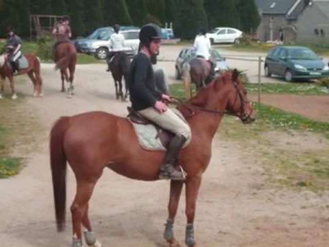 Stage galop 4 Maéna et Marie 2010 à Kerbrandy