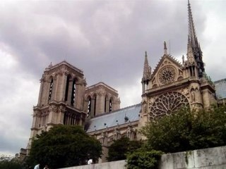 SOUS LES PONTS DE PARIS