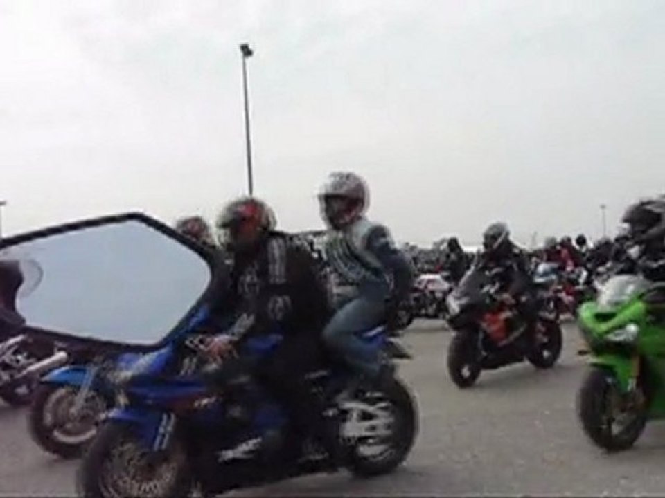 MC Monsters, 2010, defile