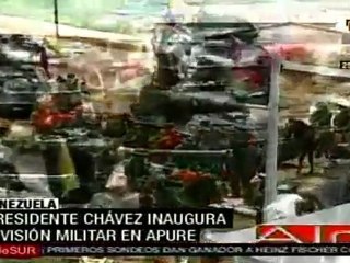 Inaugura Chávez brigada 91 de caballería