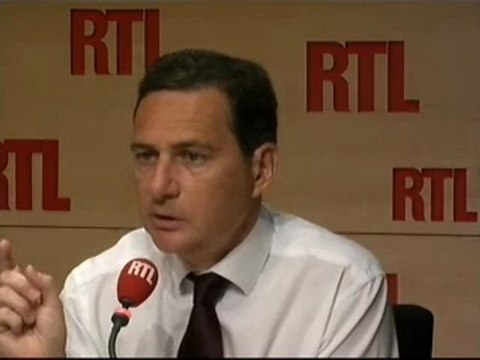 Eric Besson, sur le mari de la conductrice voilée : On pour