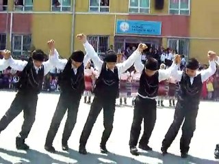 5 H Sınıfı Horon Gösterisi