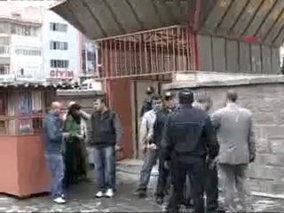 Polis memuru cami tuvaletinde intihar etti