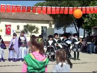 HACIHALİLLER Şh.H.O . İLKÖĞRETİM OKULU 23 NİSAN VİDEOLARI