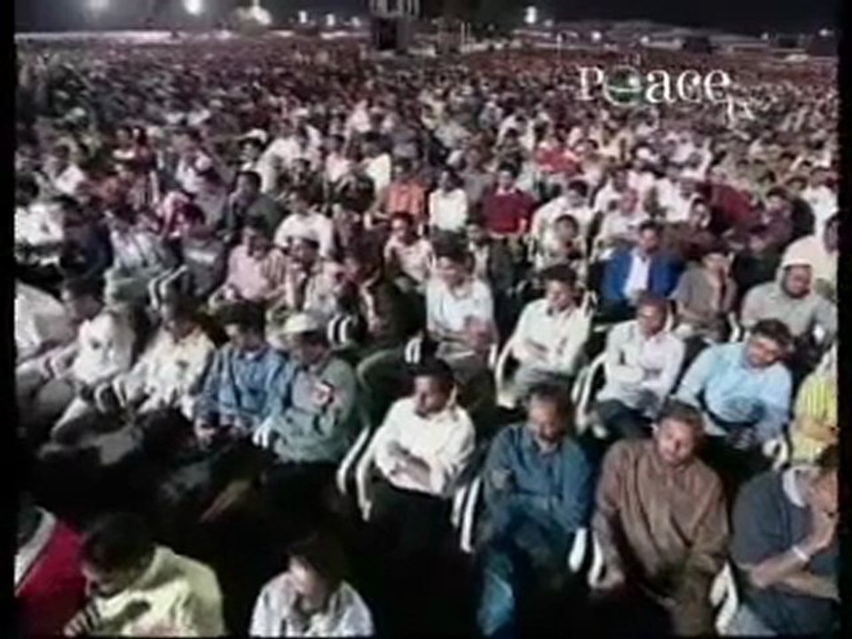 Dr.Zakir Naik's dialogue with Sri Ravi Sankar in Tamil 13