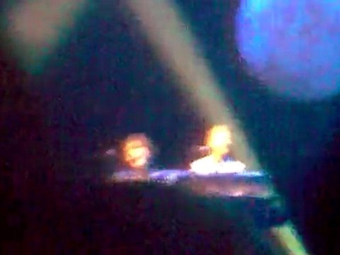 Mika - Billy brown - dôme de Marseille le 23.04.10