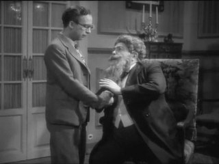 CINEMA PORTUGUÊS - «O PAI TIRANO» - VIDEO 8