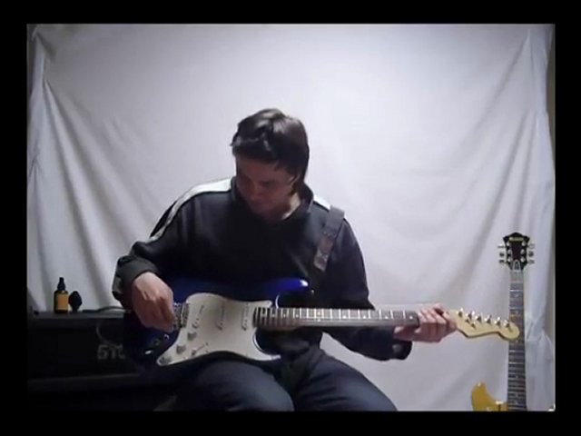 2002 USA Fender Stratocaster Electric Guitar