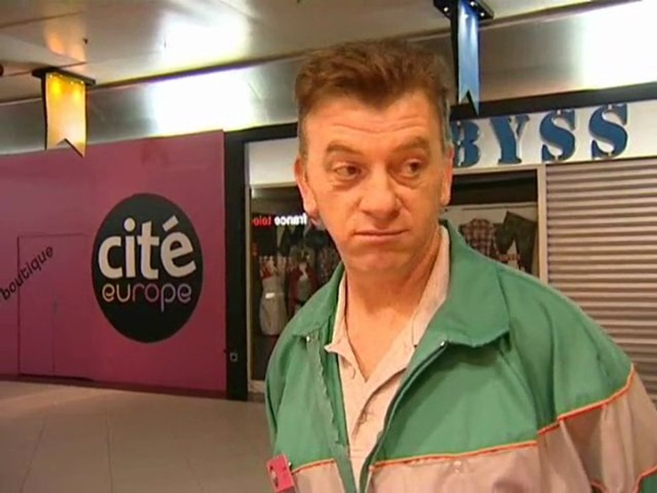 Calaisis TV : L'Oeilleton Cité Europe 1, le nettoyage