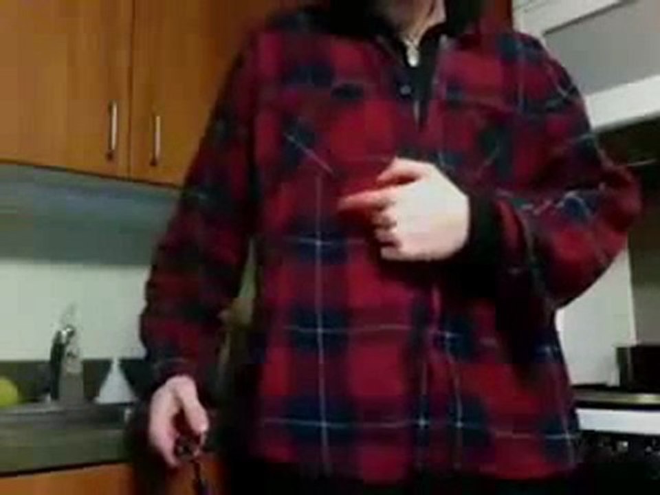 Régis s'electrocute