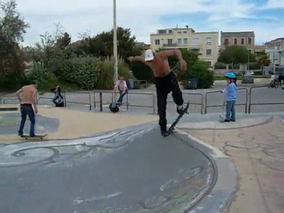 bobby brown blunt flip back