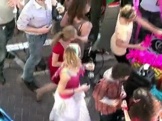 In een elektrische auto rijden wordt makkelijker!