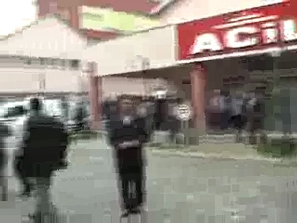 ÖĞRENCİLERİNİ TAŞIYAN MİNİBÜS TAKLA ATTI