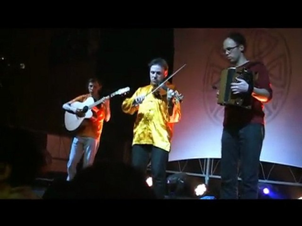 Kafe Koefet - Fest noz à Cachan 13/03/10 An dro