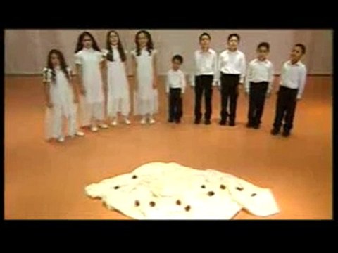 Yemek duası Minik Adımlar grubu