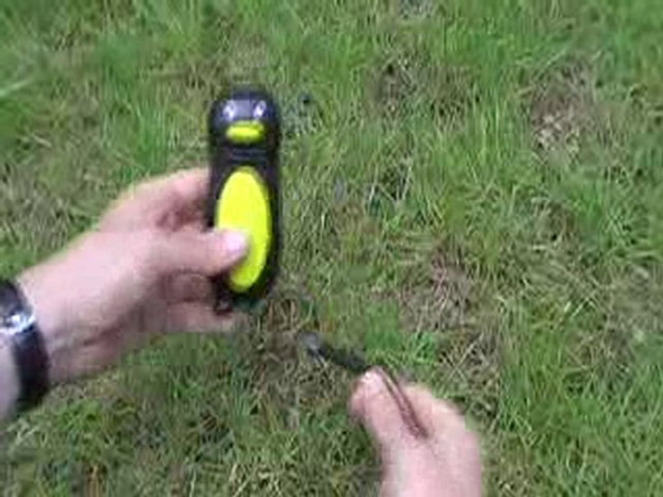 PENGUIN, la lampe torche dynamo pour les enfants