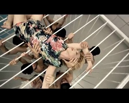 Hande Yener Sopa - Yasak aşk Official Video