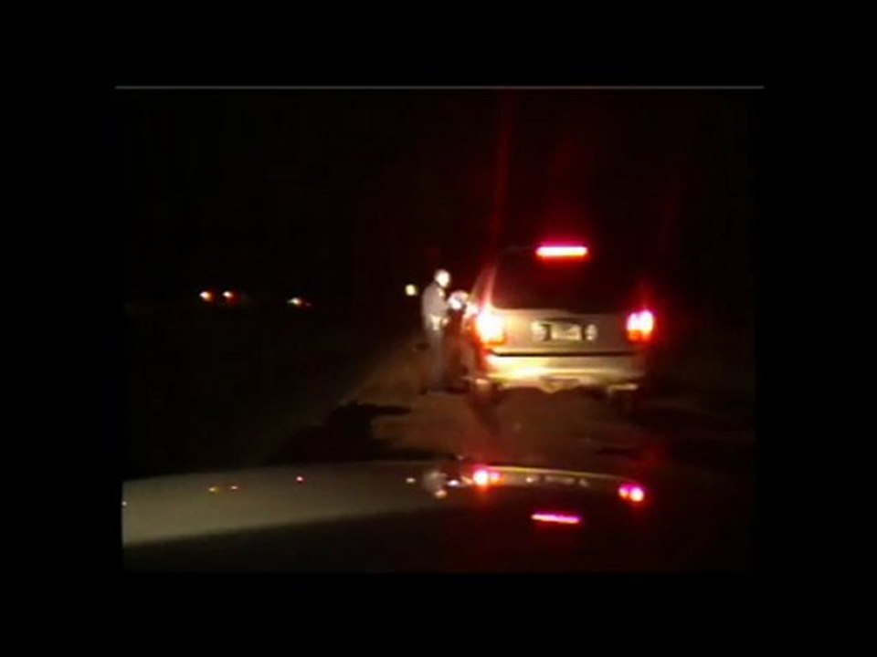 Maintenant c'est la police qui se fait tirer dessus