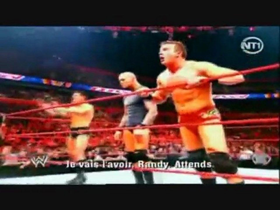 Raw-Kofi Kingston Détruit La Voiture de Randy orton VF