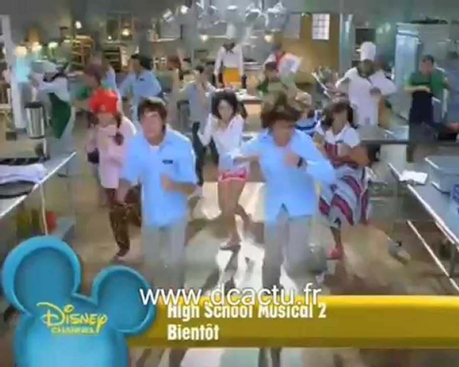 High School Musical 2 (2007)