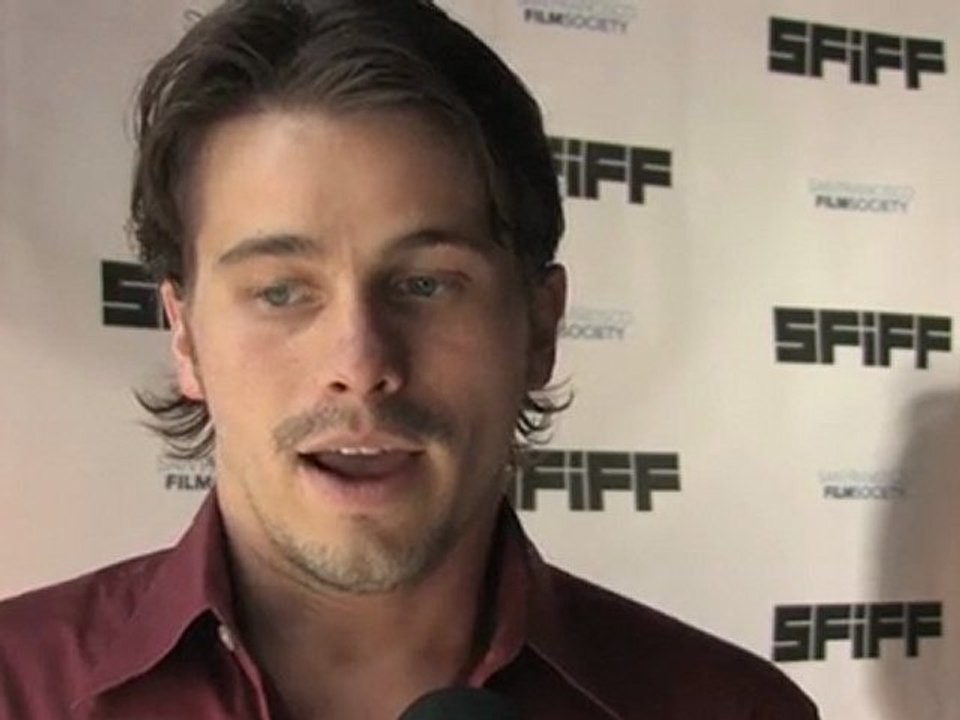 Red Carpet Interviews with The Cast of 'Morning'