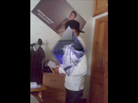 Freestyle MC ISsA ft MC-FoX