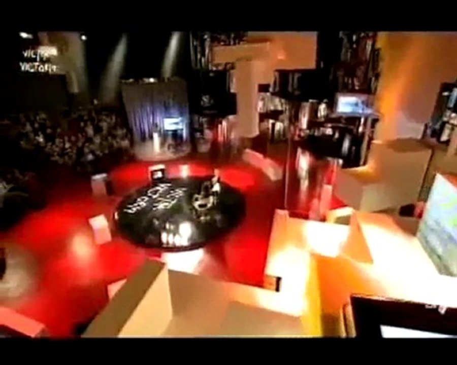 Luciana Littizzetto @ Victor Victoria - 9 Marzo 2010 - Part2