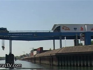 Déjeuner flottant au Port Autonome