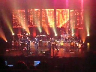 Ring of fire chanté par Roch Voisine