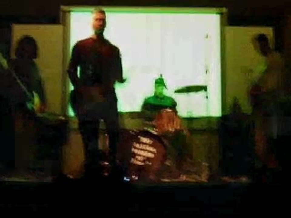 Tremolo  DANDO VUELTAS  (AUDIO DEMO)