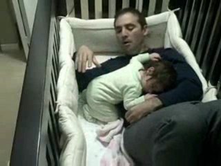 Bir babaya işkence anca böyle olur ))