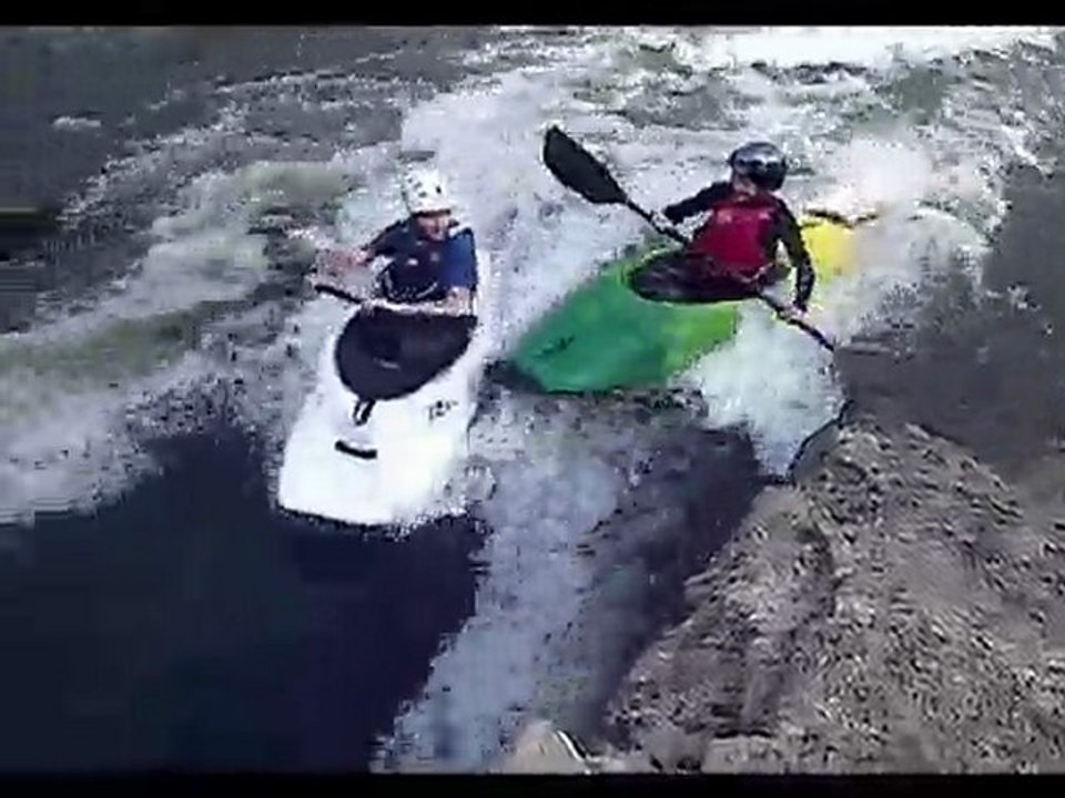 17 04 2010 descente de la sarthe 2eme partie surf au fauteui