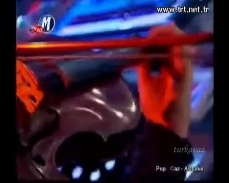 Mustafa Ceceli Burcu Güneş düet Güle güle