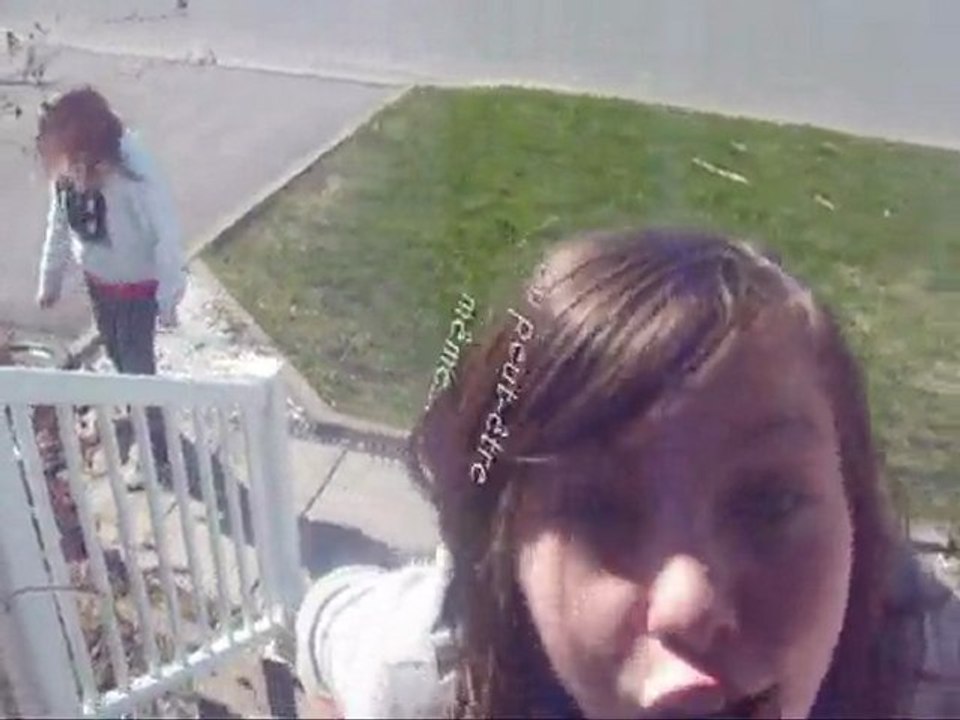 Bande annonce officielle FLG - Sous toutes les coutures...