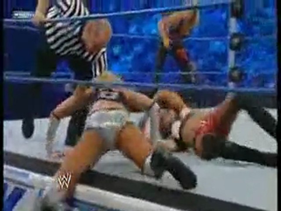Beth Phoenix & Kelly Kelly Vs Michelle McCool & Layla