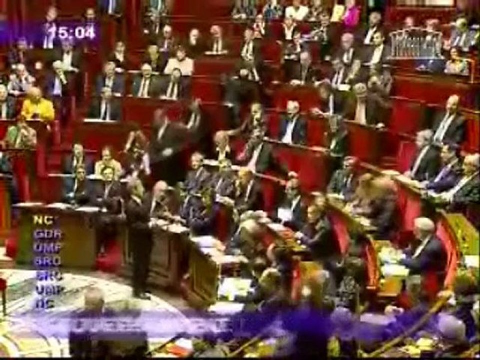 Hervé de Charette défend le peuple Palestinien